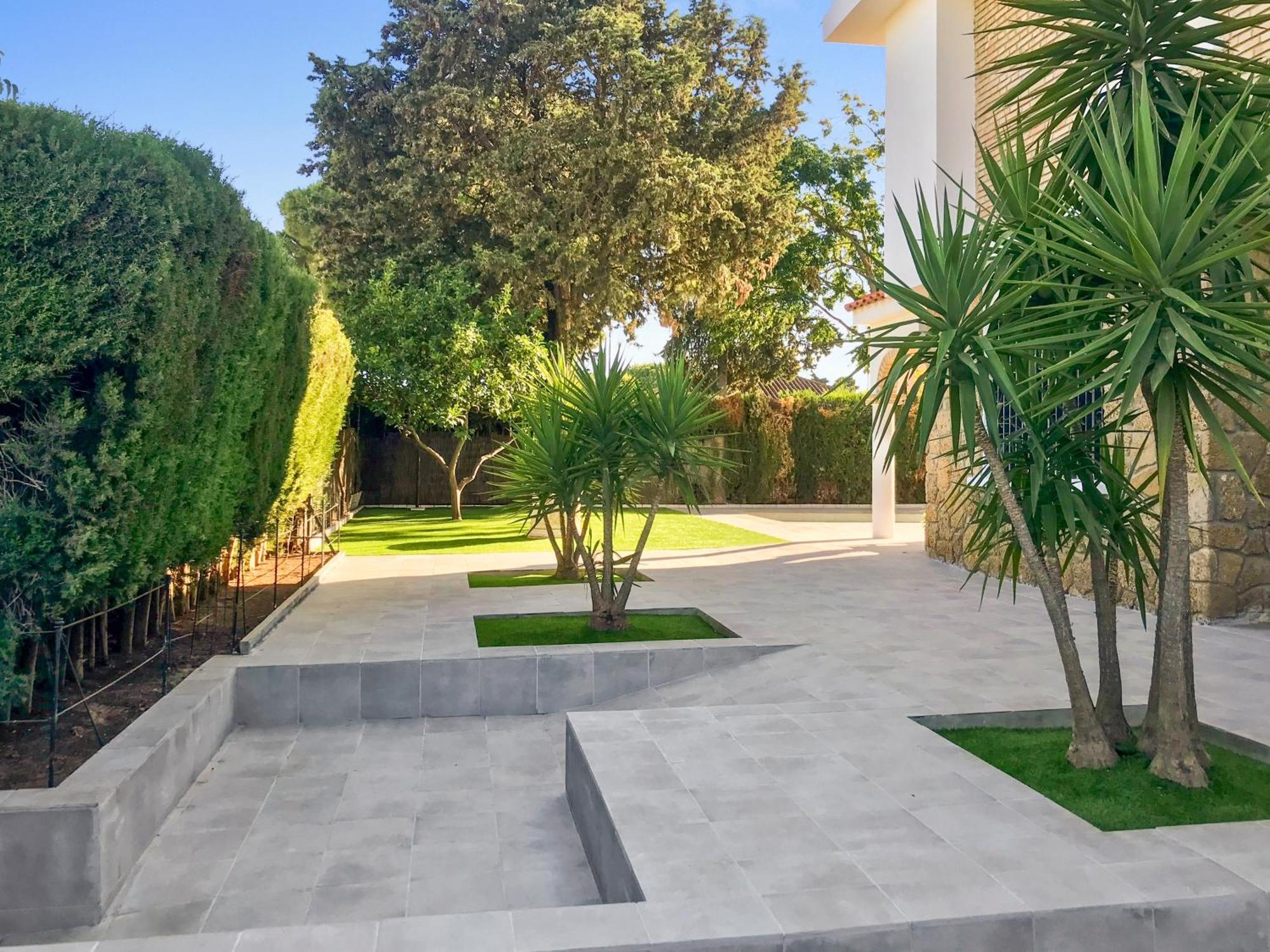 Villa Alamos Jerez I Piscina Salada Climatizada I Bbq I Jardines I 850M2 เฮเรซ เด ลาฟรอนเตรา ภายนอก รูปภาพ