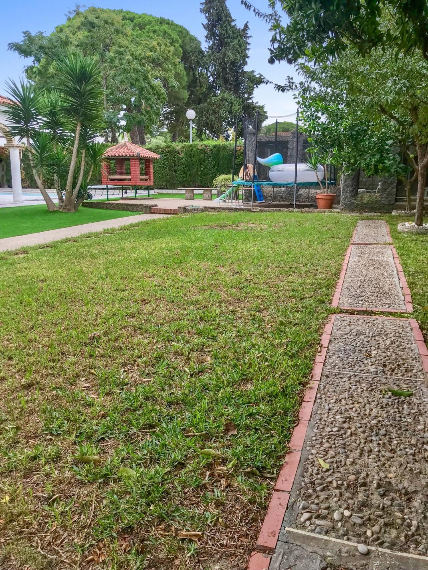 Villa Alamos Jerez I Piscina Salada Climatizada I Bbq I Jardines I 850M2 เฮเรซ เด ลาฟรอนเตรา ภายนอก รูปภาพ